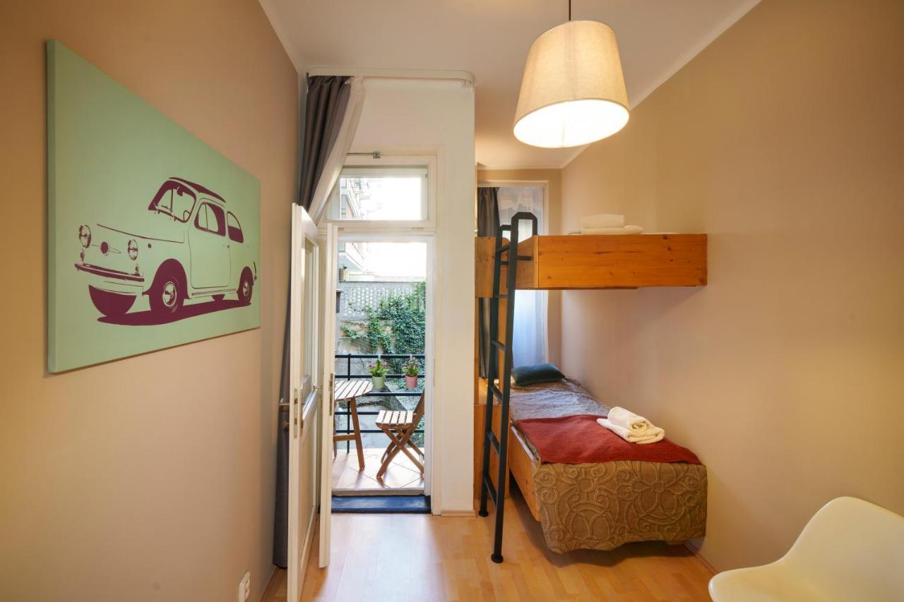 פראג Dlouha Apartment With Balcony מראה חיצוני תמונה