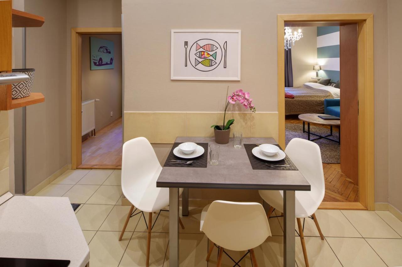 פראג Dlouha Apartment With Balcony מראה חיצוני תמונה
